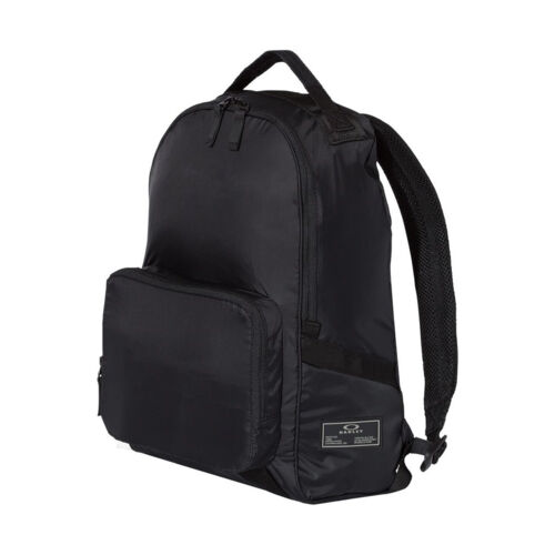 18L Packable Backpack Vignette