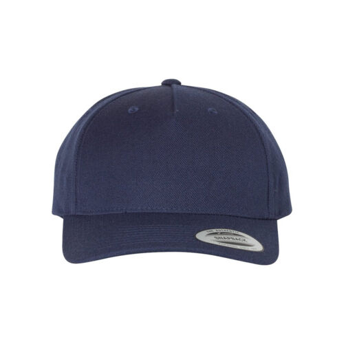 Premium Five-Panel Curved Visor Snapback Cap Vignette