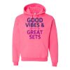 Heavy Blend™ Hooded Sweatshirt Vignette